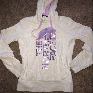 North Face hoodie! Adorable!! Smoke free home!